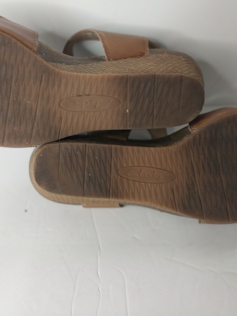 Clarks Women’s Brown Leather Multi-Strap Slingback Sandals - Picture 8 of 8